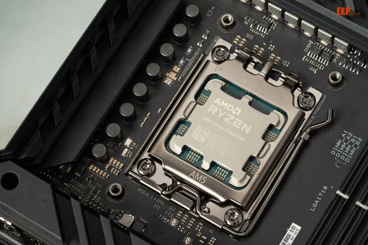 AMD Ryzen 7 7800X3D / 9800X3D / R9 7900X3D — AM5 Gaming CPU, Boxed with Integrated Graphics